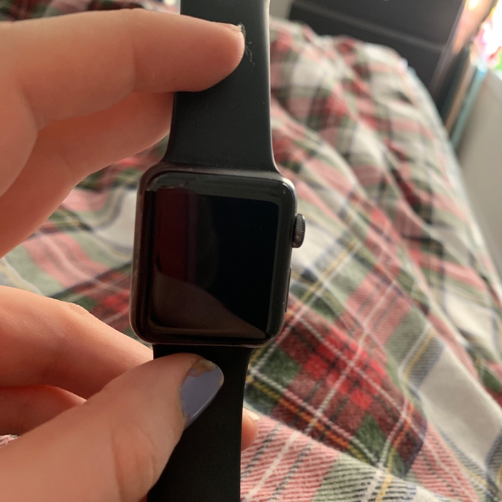 Series 3 Apple Watch space gray 38mm